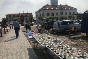 kiermasz rzeczy używanych