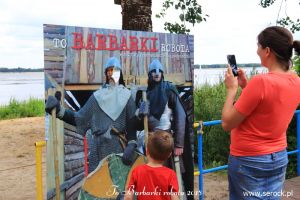 To Barbarki robota