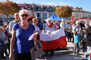 Niepodległa do hymnu