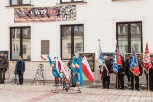 zdjęcia z uroczystości katyńskich