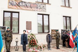 zdjęcia z uroczystości katyńskich