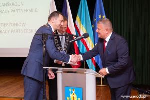 uroczysta sesja z okazji święta patrona Serocka