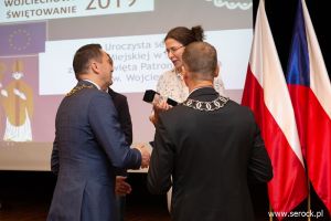 uroczysta sesja z okazji święta patrona Serocka