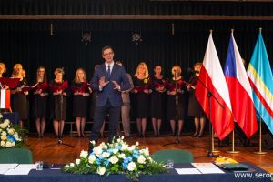 uroczysta sesja z okazji święta patrona Serocka