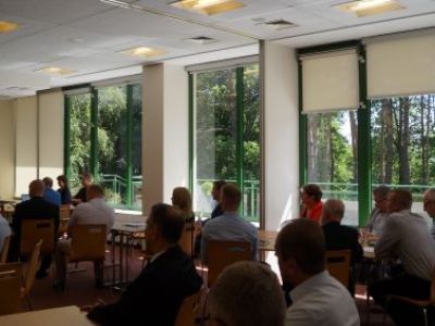 seminarium "Transformacja energetyczna miast i gmin – mitygacja i adaptacja do zmian klimatu"