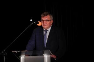 Prof. Radosław Lolo, redaktor książki "Serockie drogi do niepodległośći"  opowiada o publikacji