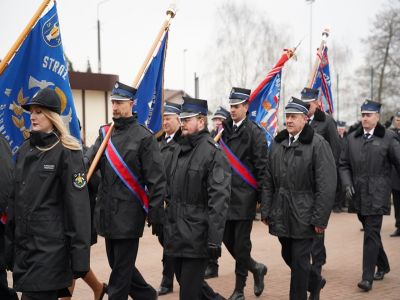 Przekazanie wozu strażackiego