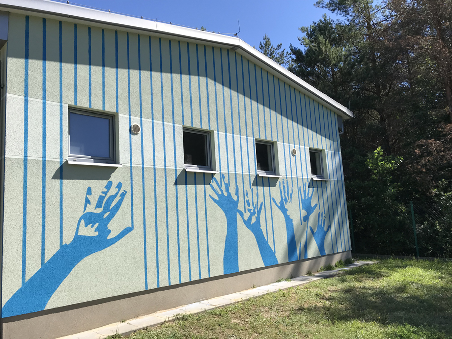Deszczowy mural - Z NIEBA