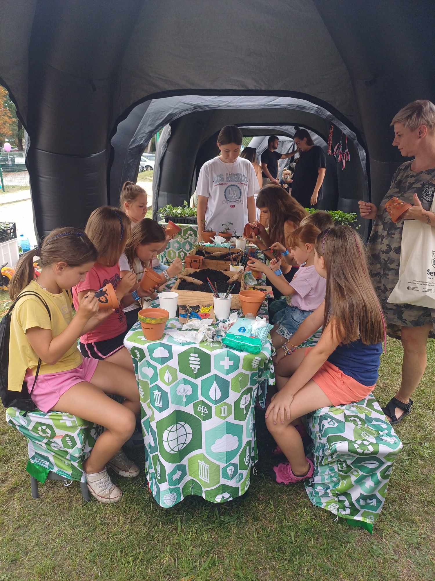 Ekologiczny piknik rodzinny - relacja z wydarzenia 🌍 🌳🌞
