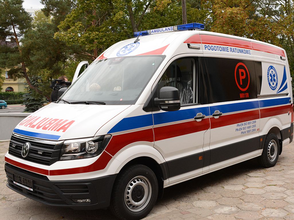Nowe ambulanse w powiecie