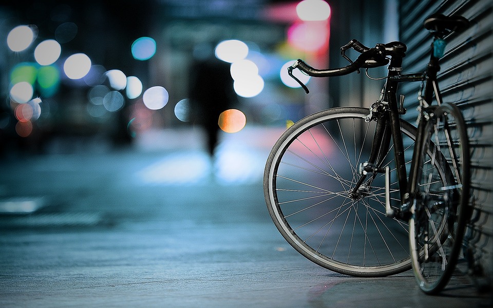 Pamiętaj - po ścieżce rowerowej jeździmy wyłącznie rowerami!