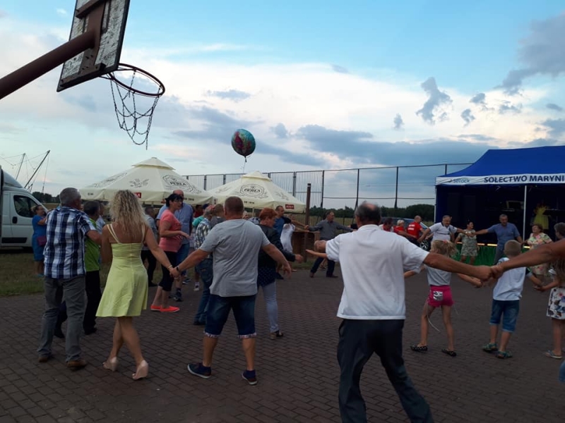 Piknik Wspólnot Wiejskich społeczności Marynina i Karolina