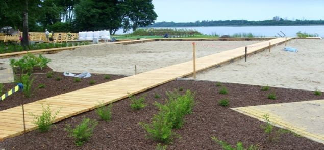 Prace inwestycyjne na plaży miejskiej