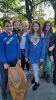 Uczniowie Szkoły Podstawowej w Jadwisinie sprzątają świat!