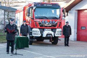 wojewoda mazowiecki wziął udział w gminnych uroczystościach