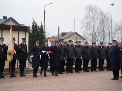 Przekazanie wozu strażackiego